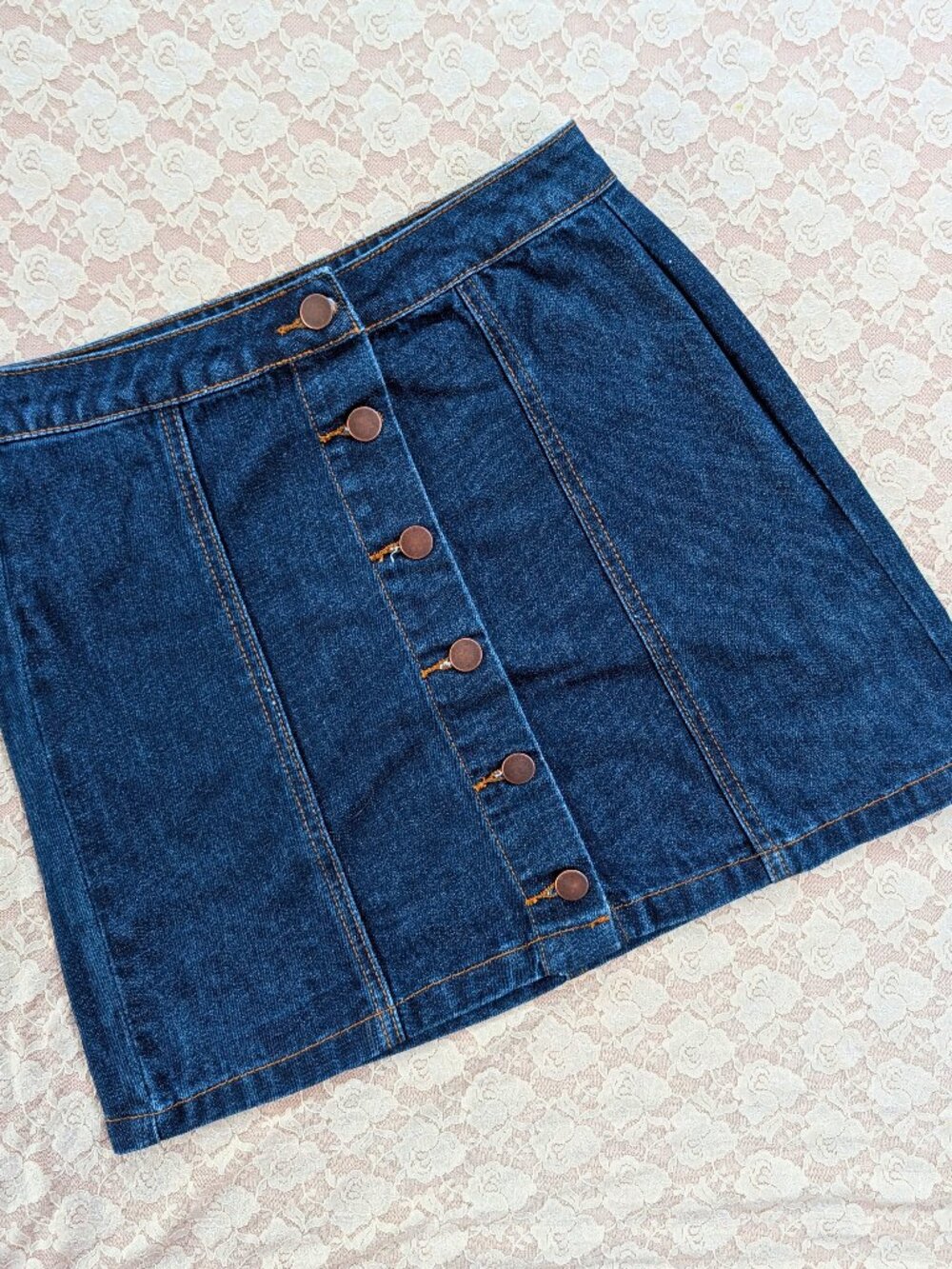 EUC Forever 21 Denim mini skirt with buttons size small